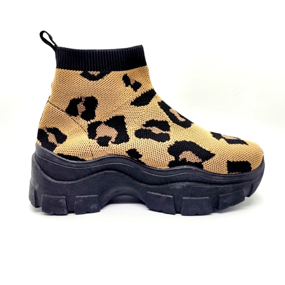 New Leopard Print Stretch Sock Chunky SneakerAnkle Boot Sz 7